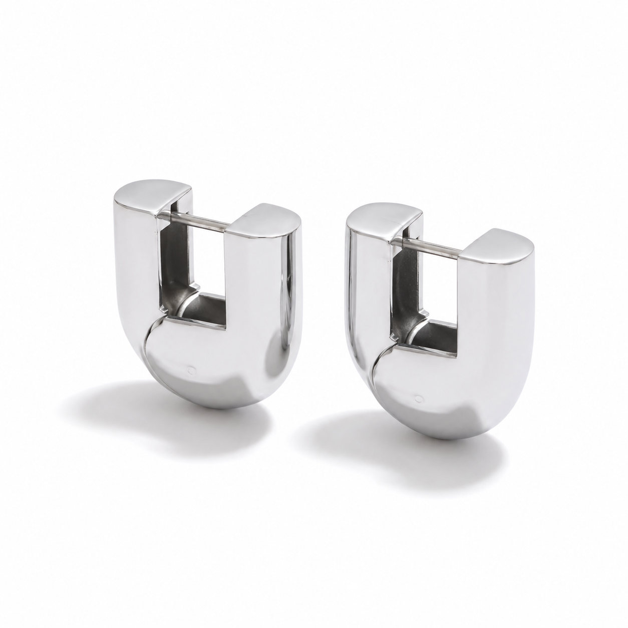 Emilia Hoops